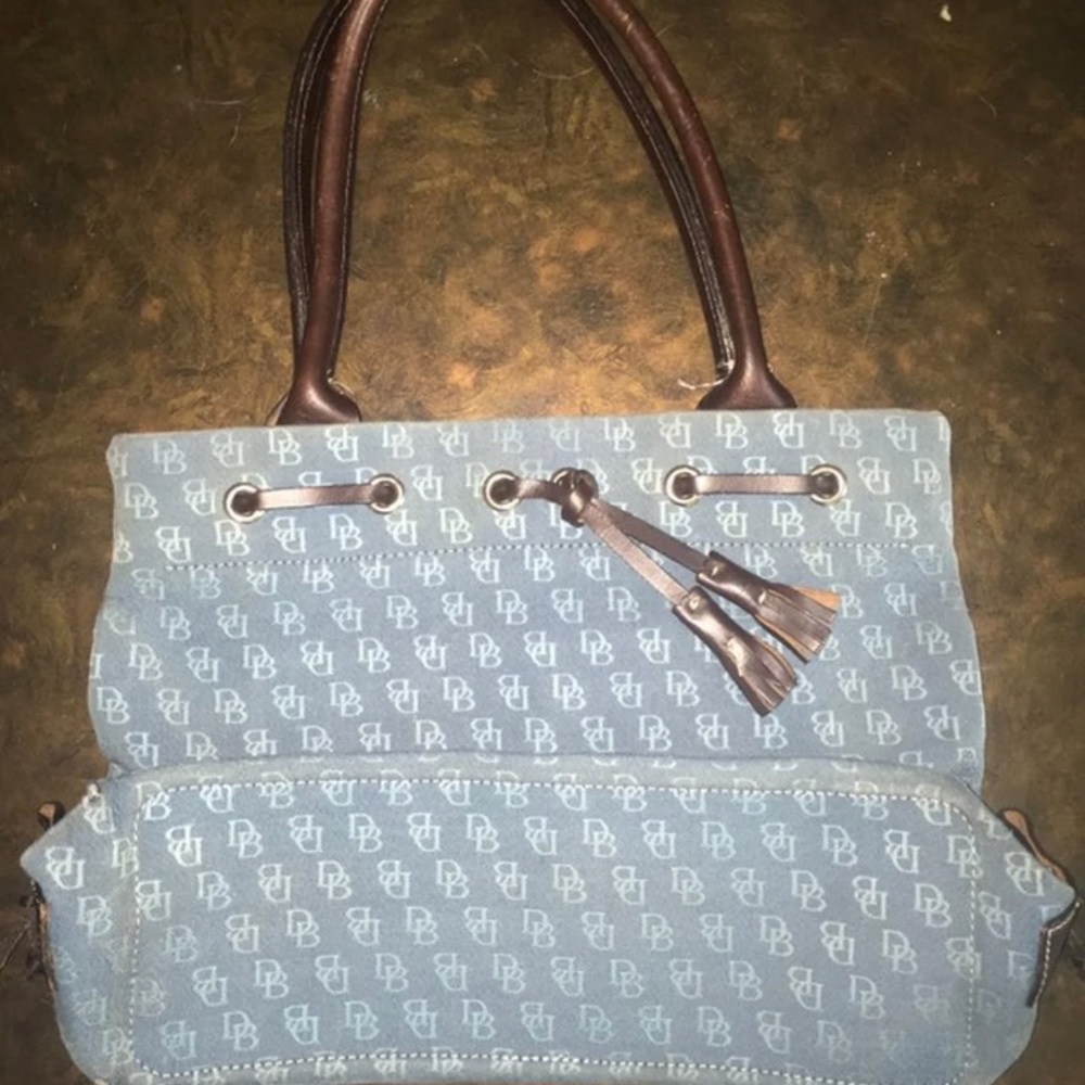 Dooney & Bourke handbag